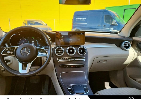 Mercedes-Benz GLC cena 153900 przebieg: 133297, rok produkcji 2019 z Bierutów małe 436